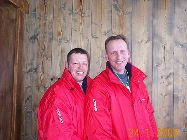 011 Compaq Leo Ton.jpg